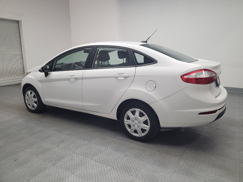 
								Ford Fiesta S full									